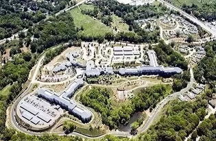 養(yǎng)老產(chǎn)業(yè)的5種投資模式 15種開發(fā)模式 3種運營模式 7種盈利模式