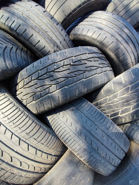 廢棄輪胎商業圖片