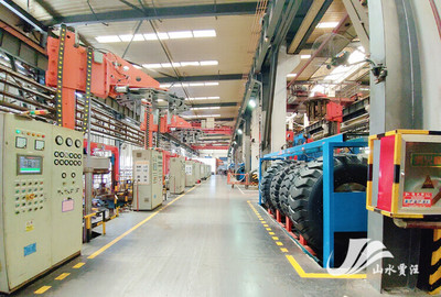 “提份額、增貢獻(xiàn)” 記者進(jìn)企業(yè)--徐輪橡膠:以變應(yīng)變 創(chuàng)新發(fā)展 產(chǎn)銷兩旺活力顯