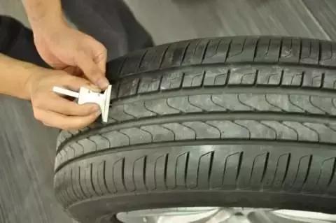 汽車輪胎到底何時(shí)換 有車沒車都得看